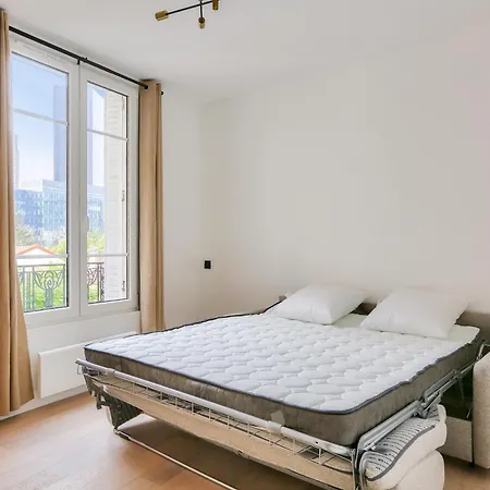Apartment 2 Pieces I 8 Min A Pied De La Defense *